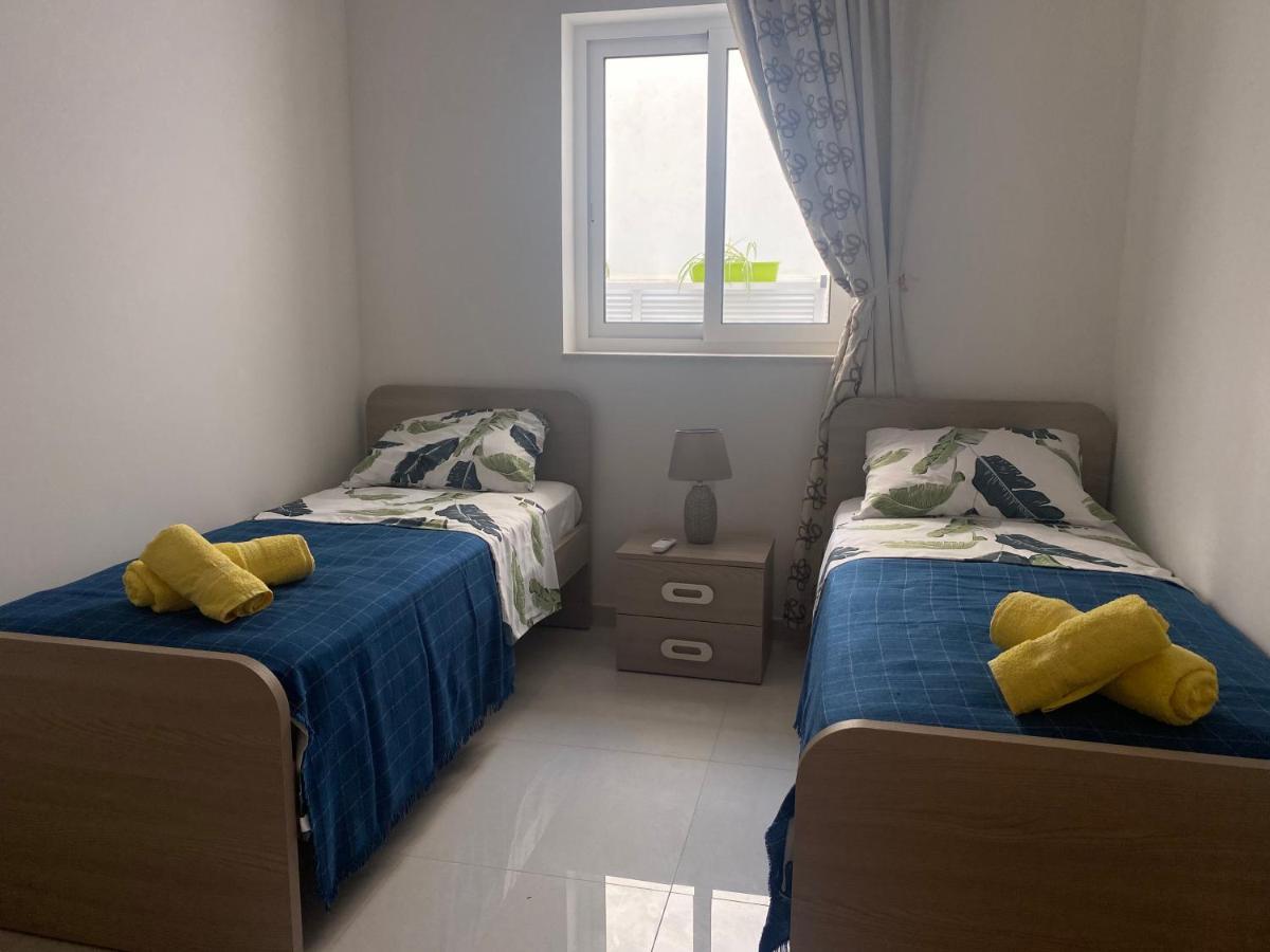 Sunshine Apartments Mellieha - Modern Three Bedroom Ground Floor Apartment With Yard エクステリア 写真