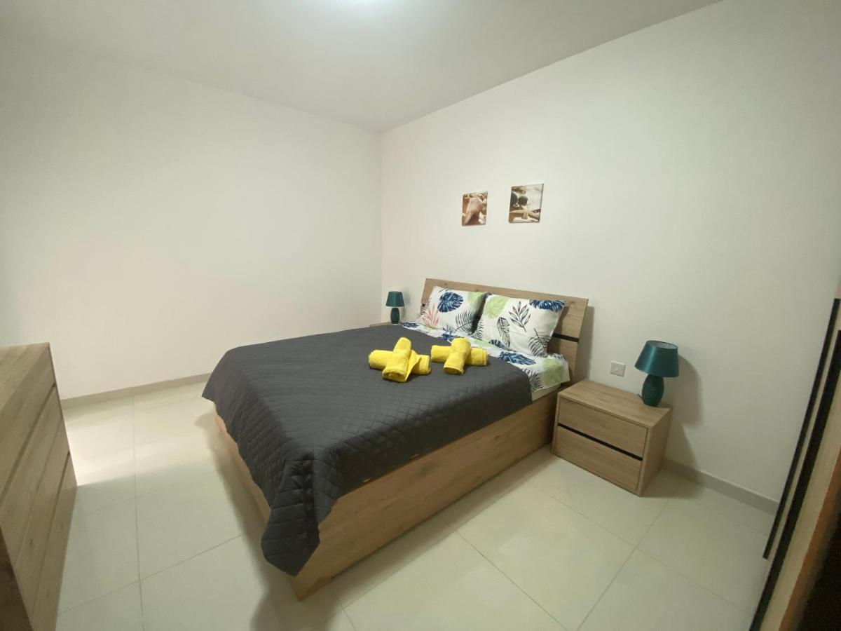 Sunshine Apartments Mellieha - Modern Three Bedroom Ground Floor Apartment With Yard エクステリア 写真