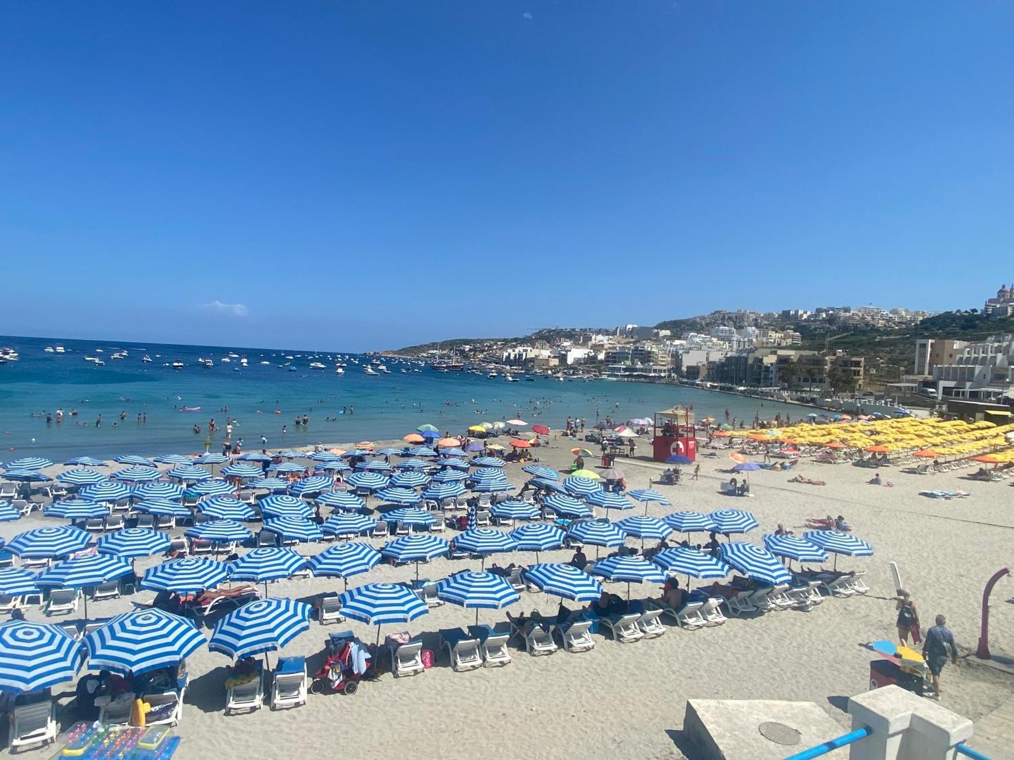 Sunshine Apartments Mellieha - Modern Three Bedroom Ground Floor Apartment With Yard エクステリア 写真